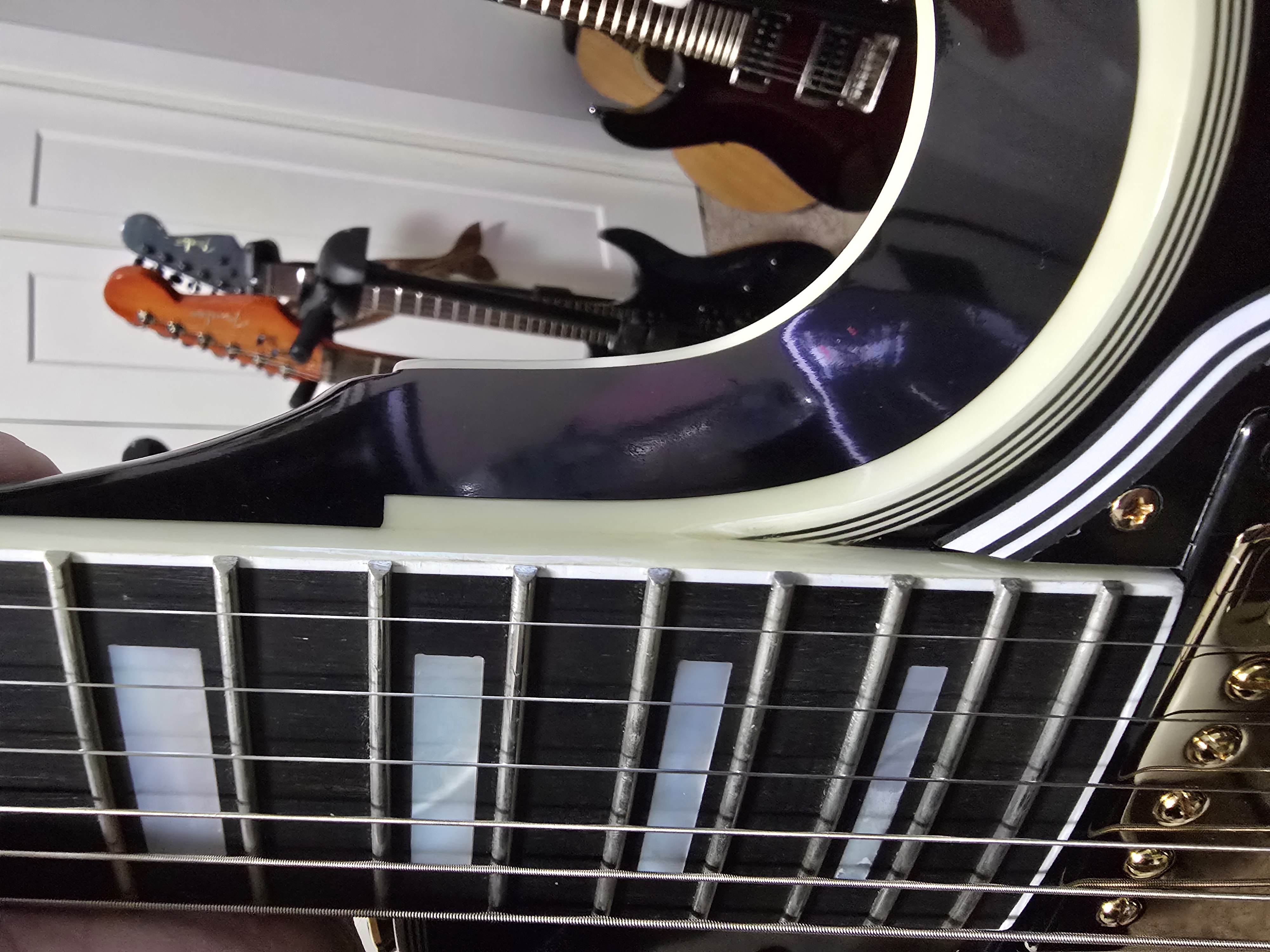 Epiphone Sweetwater Exclusive Epiphone Les Paul Custom Cobra Burst - Damage 1
