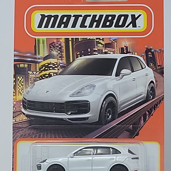 Matchbox Porsche Cayenne Turbo – White – 2024 Mainline – Factory Sealed