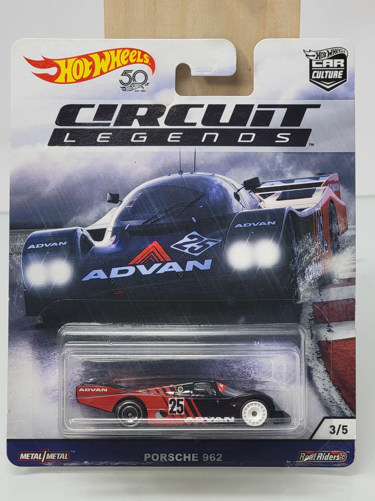 Hot Wheels Premium Car Culture Porsche 962 (Circuit Legends 3/5)