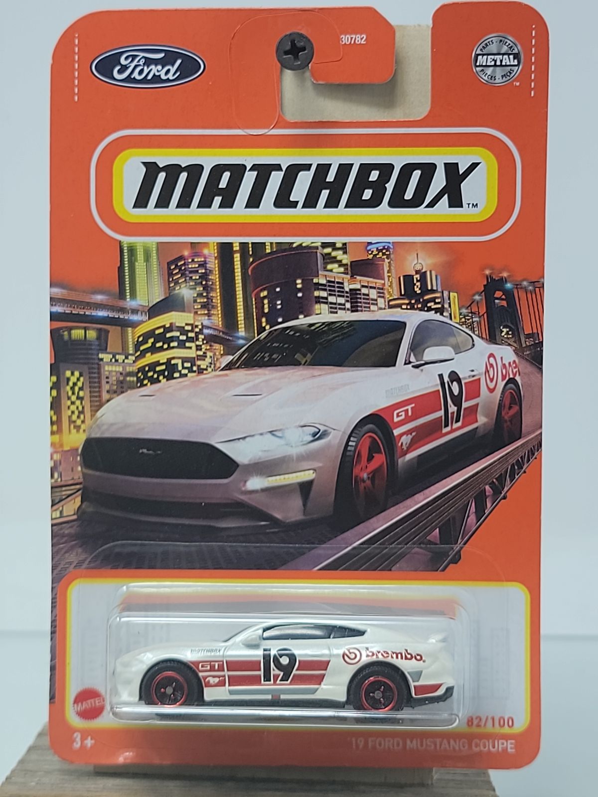 Matchbox ’19 Ford Mustang Coupe GT – White with Red Racing Stripes & Red Wheels