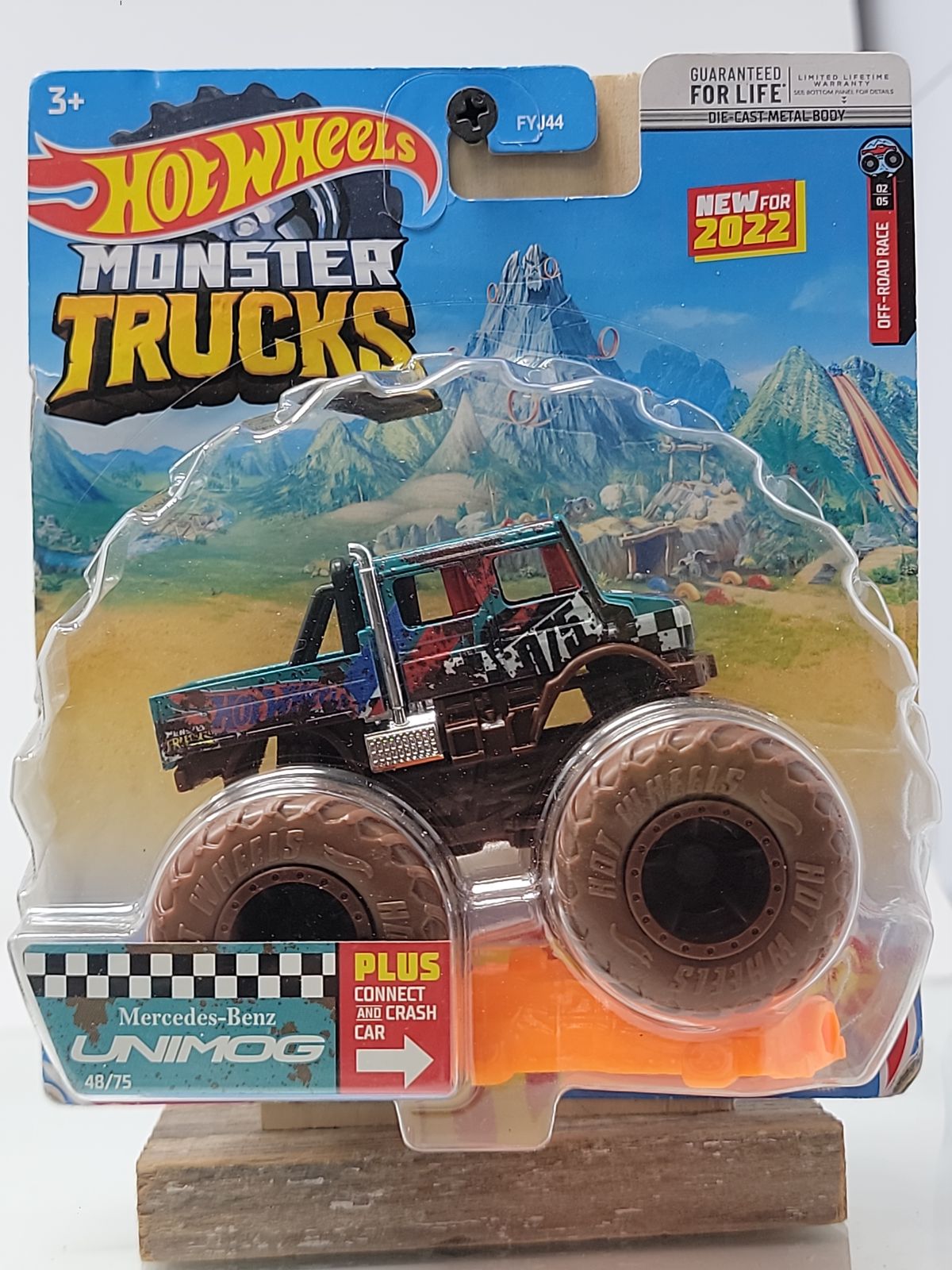 Hot Wheels Monster Trucks Mercedes-Benz UNIMOG – Off-Road Race | New for 2022 | Factory Sealed