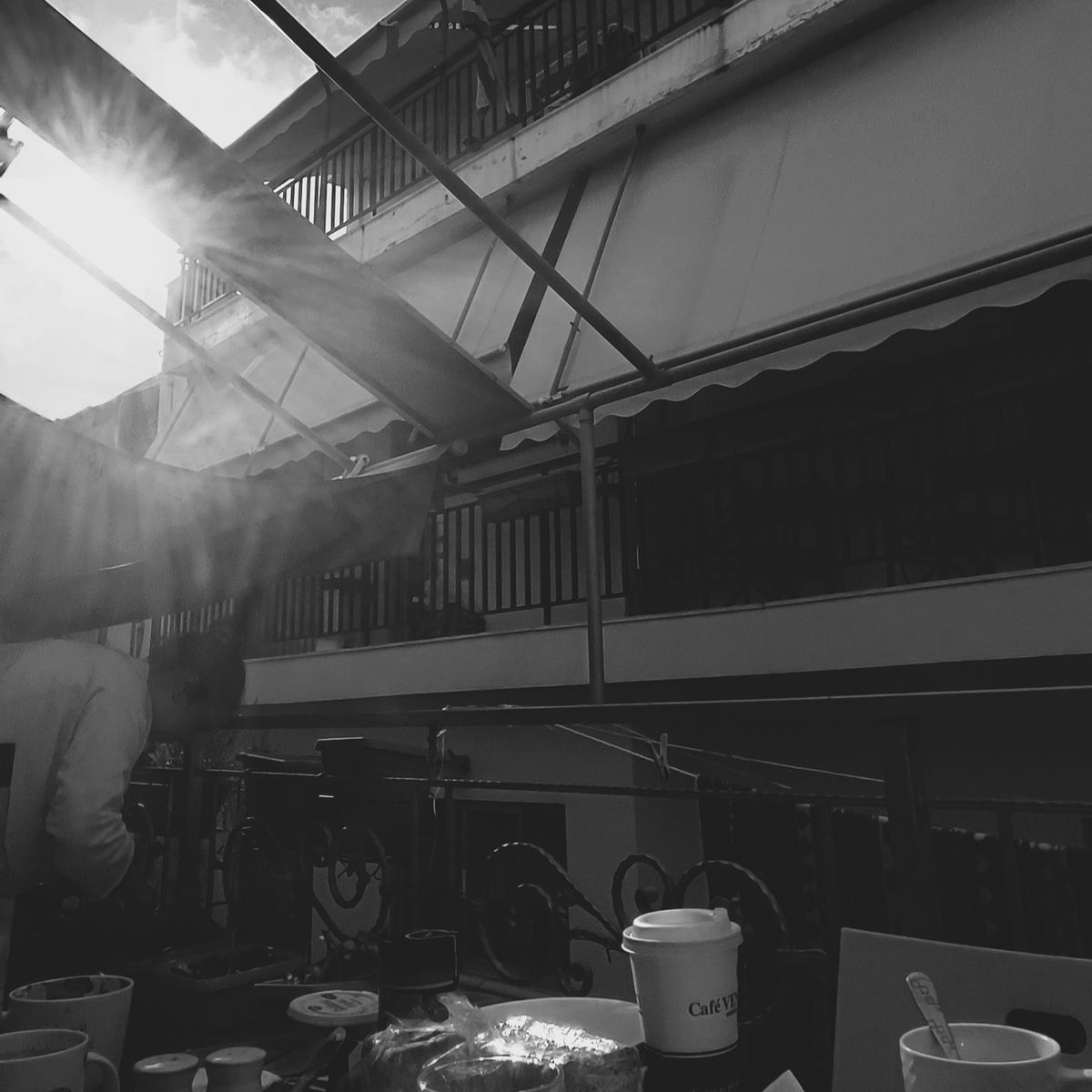 SUNSHINE RAYS (UNLIMITED)