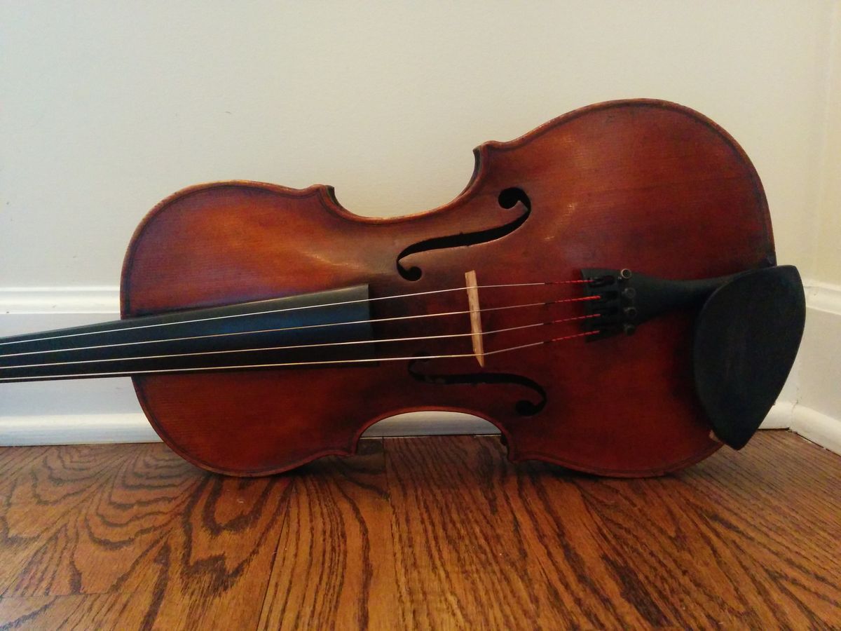 SOLD: Uniquely beautiful antique viola NOW AVAILABLE- Chicago local inquiries only