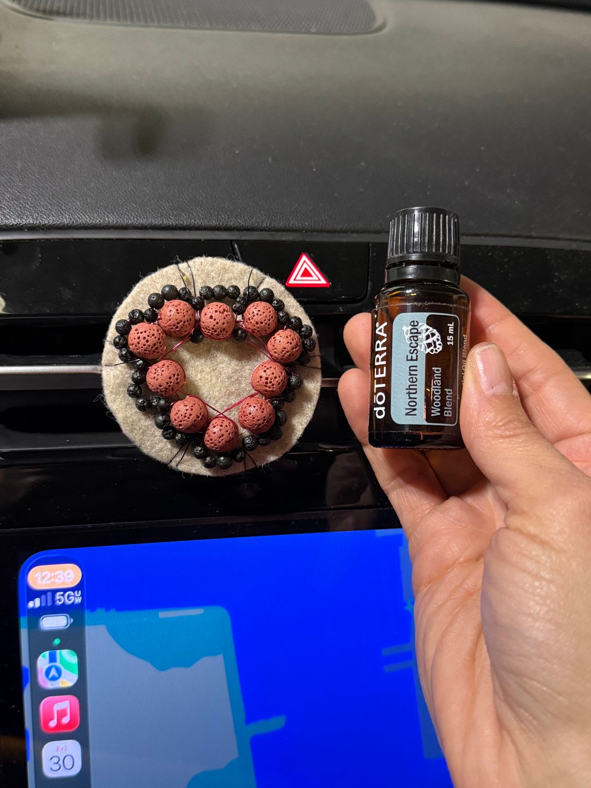 EO car diffuser
