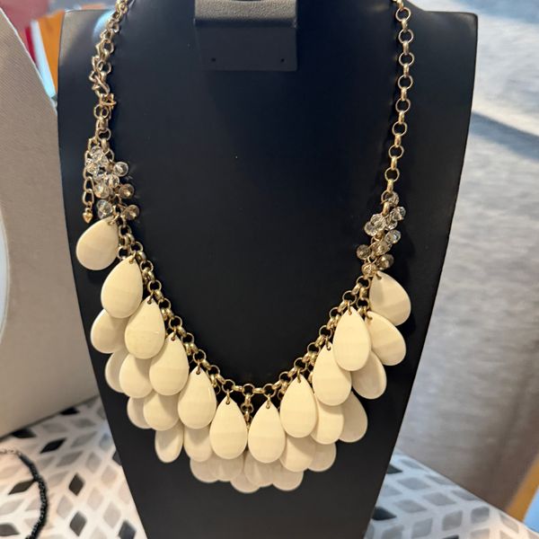 Ivory Petal