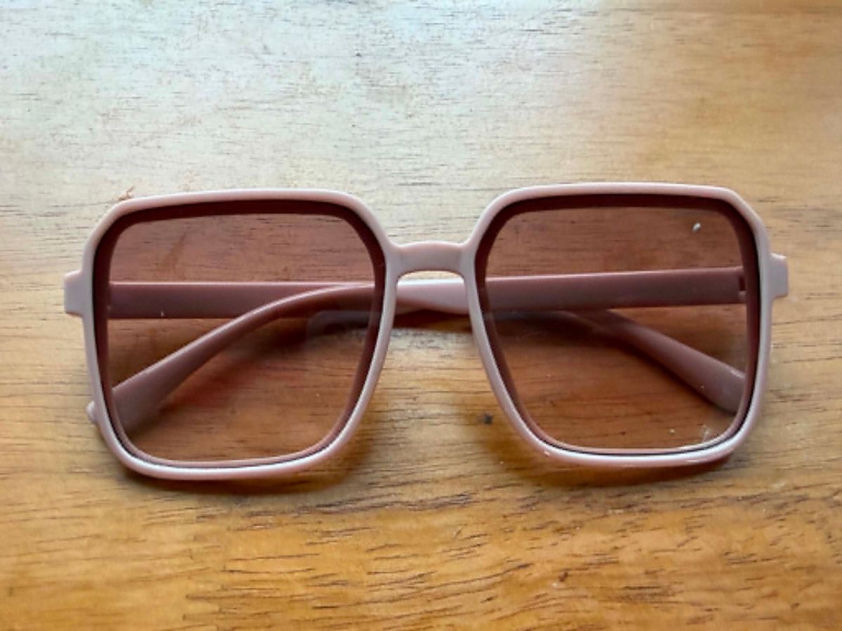 Blush Square