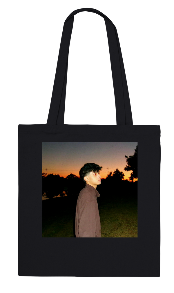 nobody's around - Tote bag