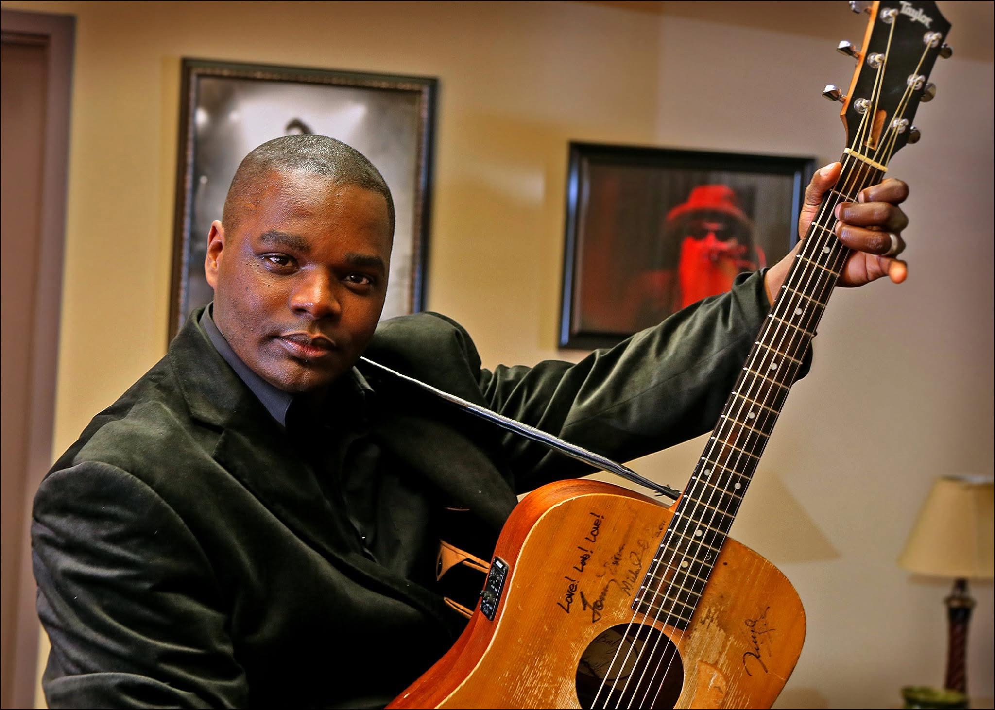 Live Guitar Music for Weddings, Corporate Events & Private Celebrations