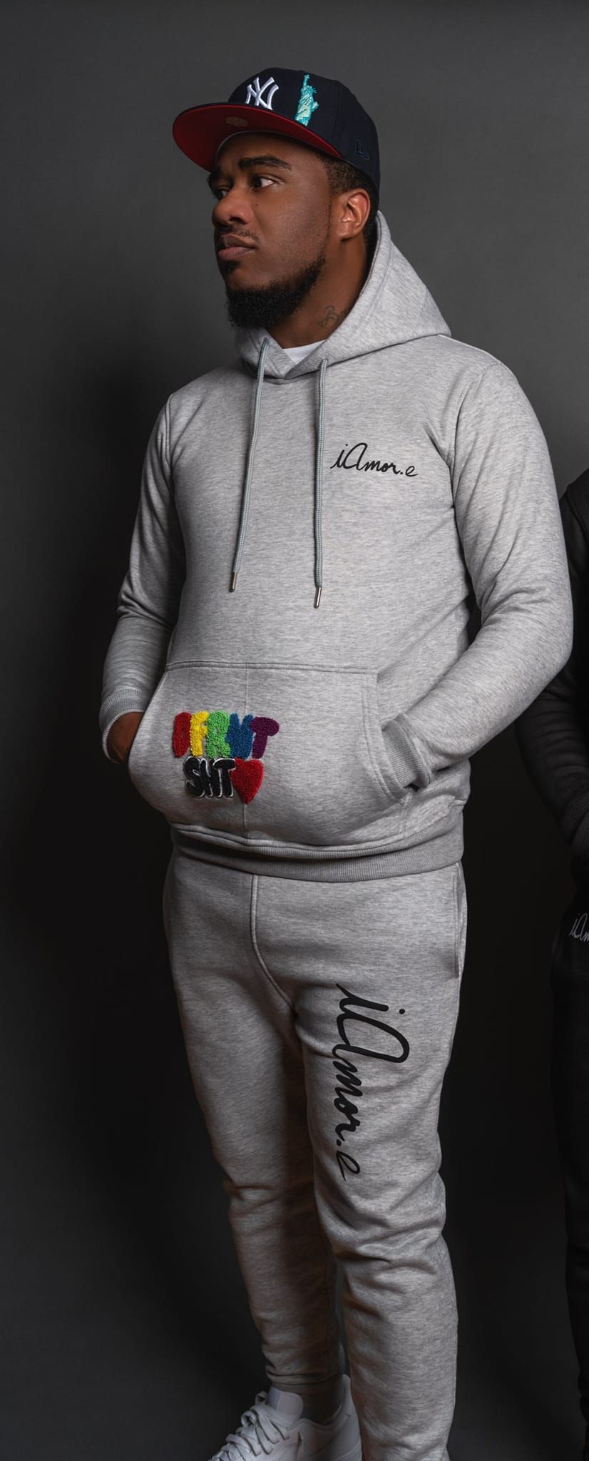 Sht DFRNT Grey