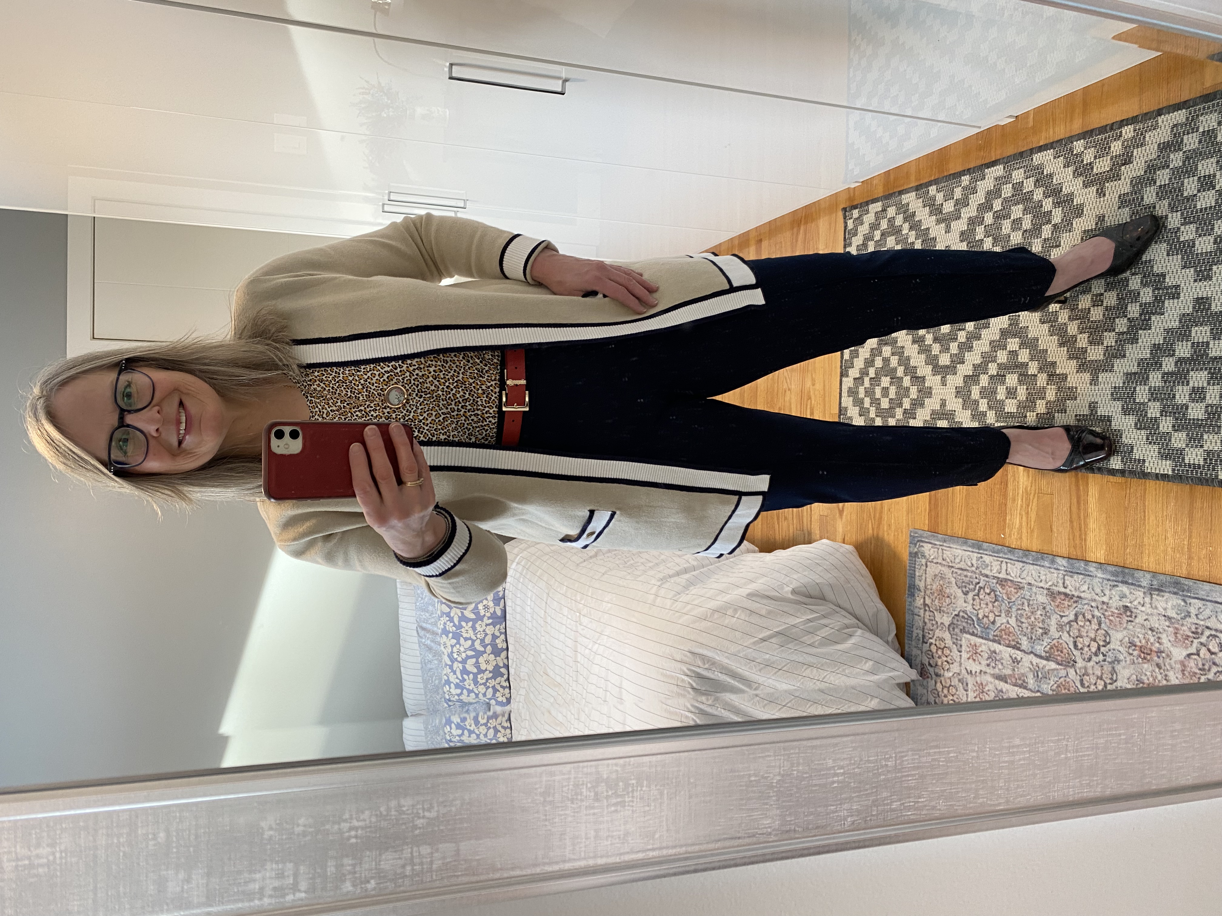 27 Hanger Closet Capsule Wardrobe