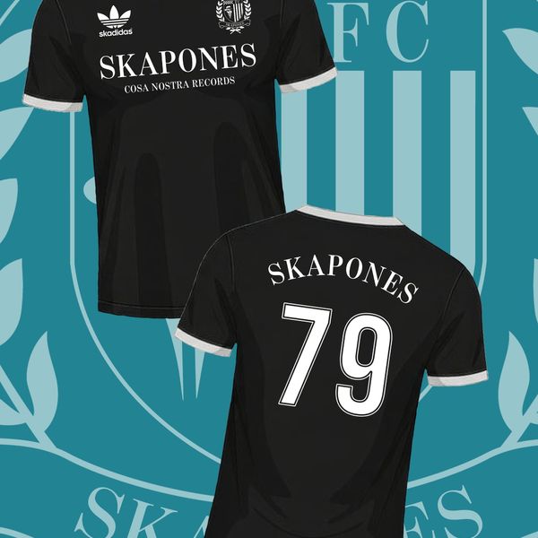 SKAPONES FC - THE OFFICIAL FOOTY TEE