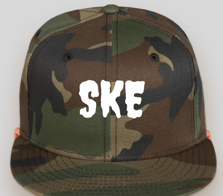 SKE FLAT BILL SNAP BACK CAMO HAT