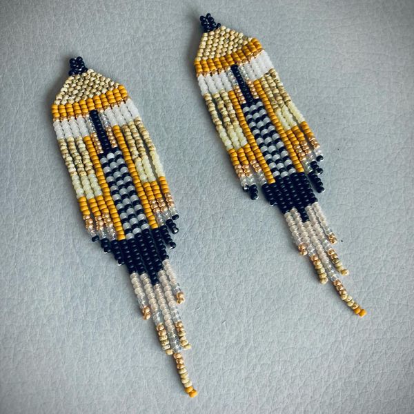 ::: DESERT DANCERS :::