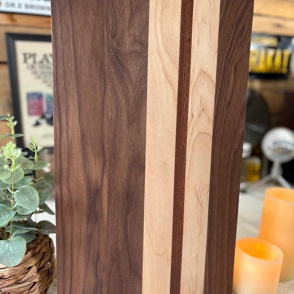 Handmade Solid Wood Cutting Board – AVF2004