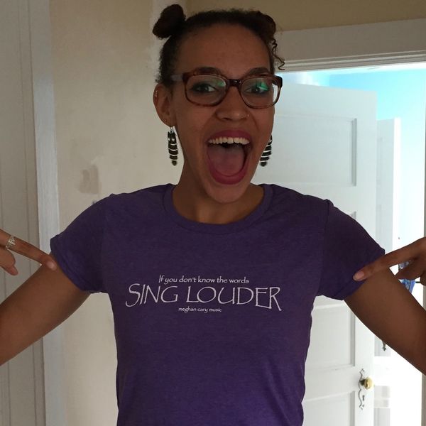 "Sing Louder" T-shirt - Womens