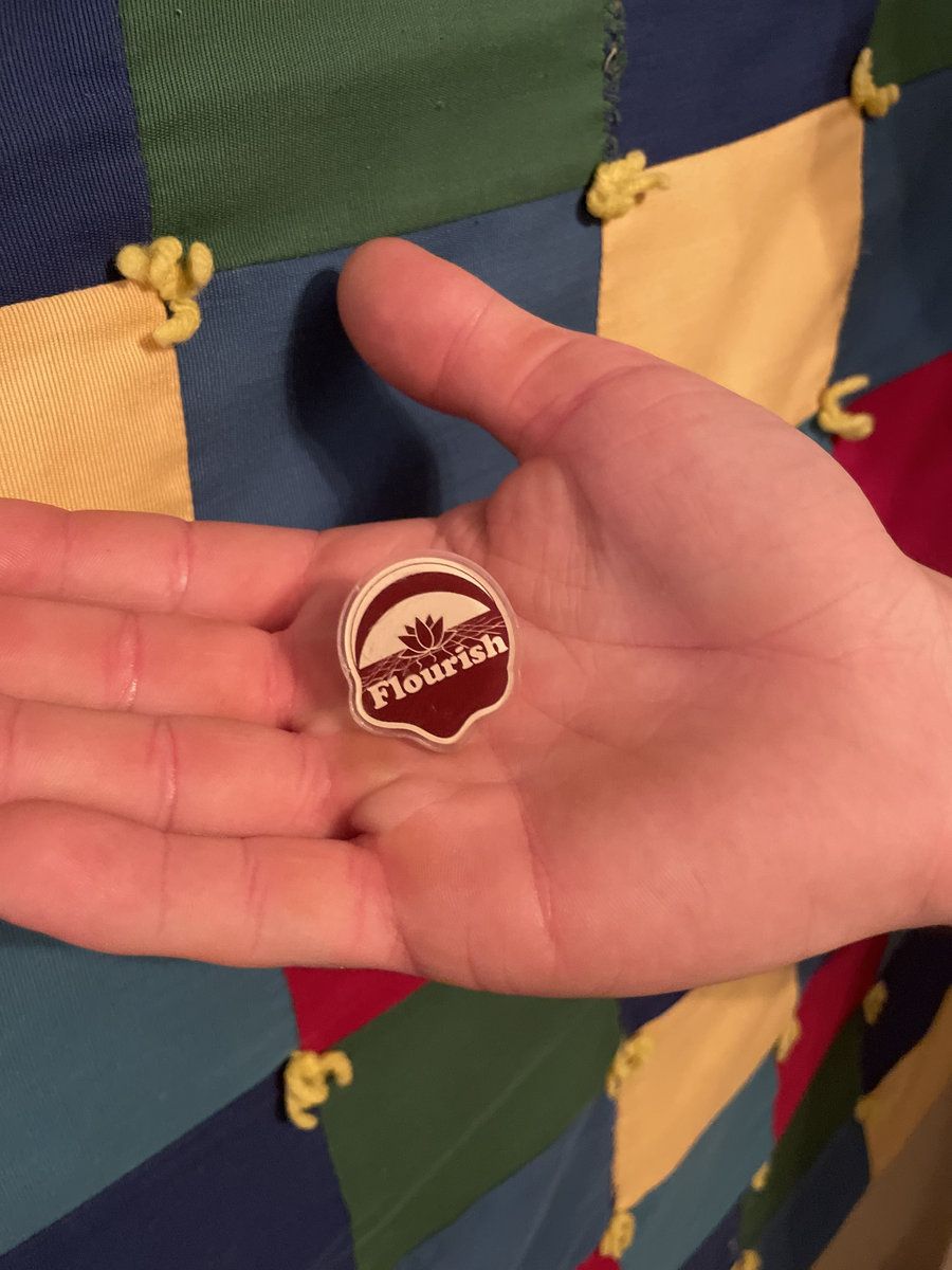 Flourish Pin
