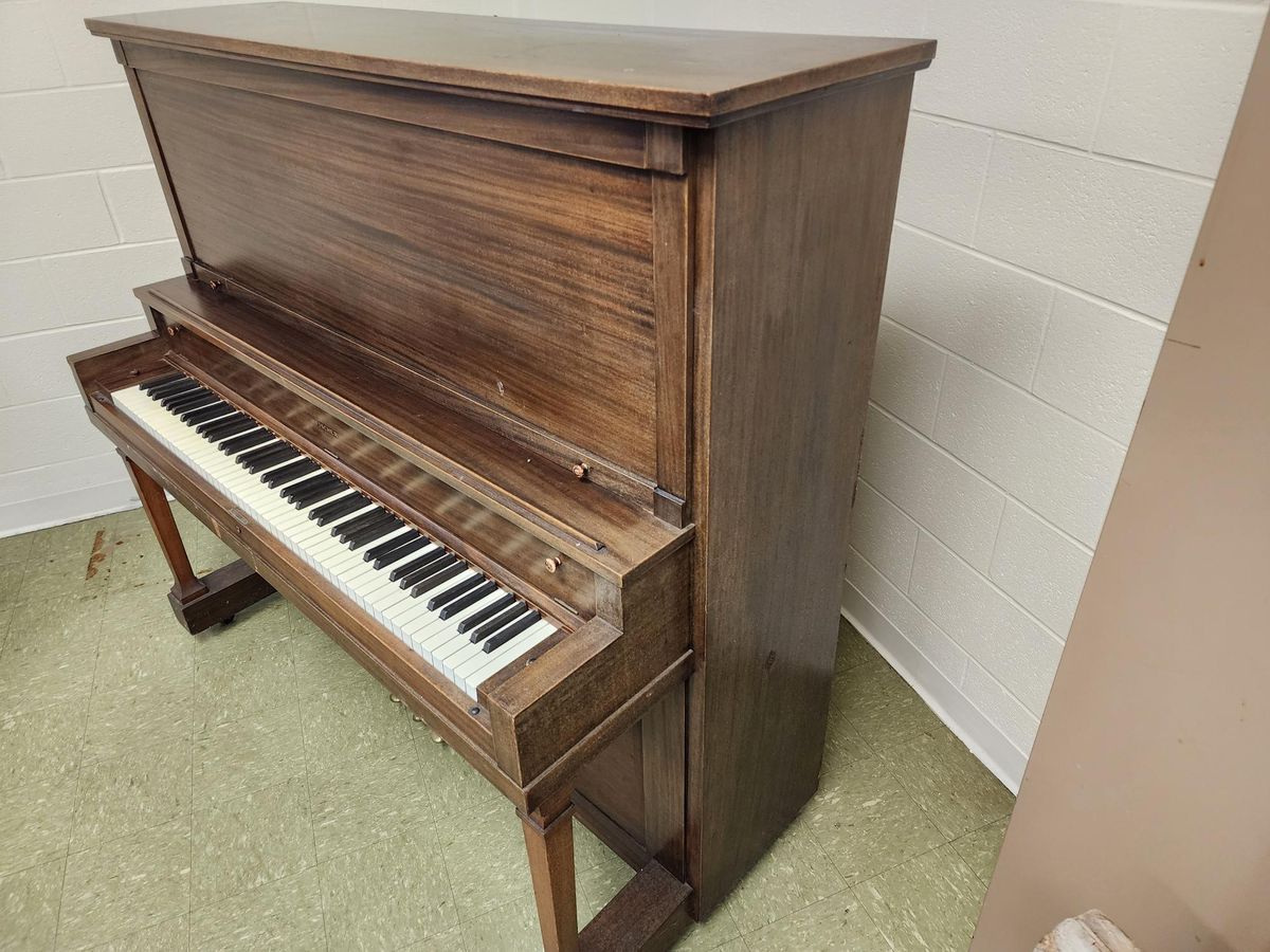 1922 Fischer full upright with bench