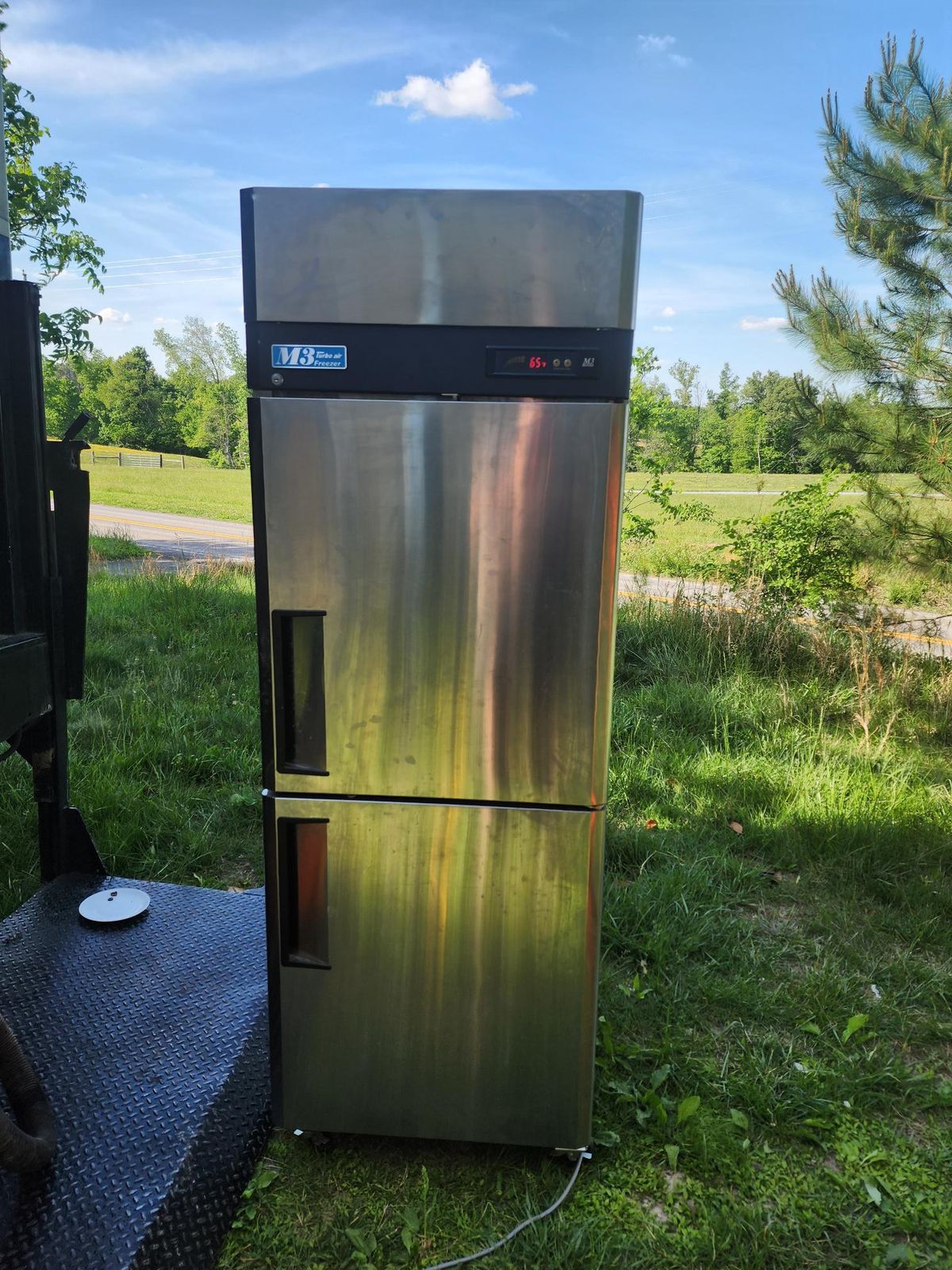 Max Turbo Air Upright Freezer
