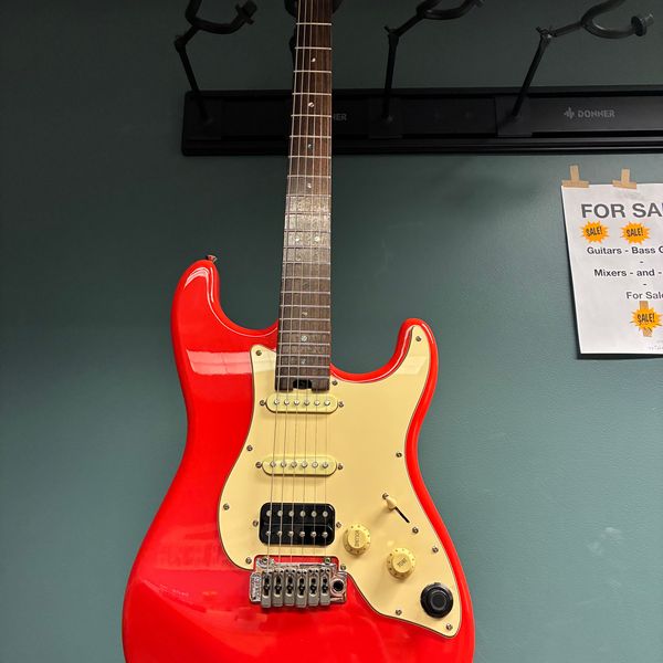 GTRS P900 Rosewood Fretboard