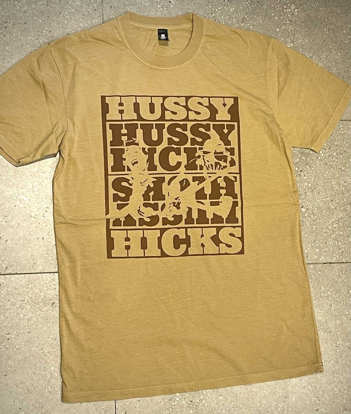 New HH design Tee in faded mustard