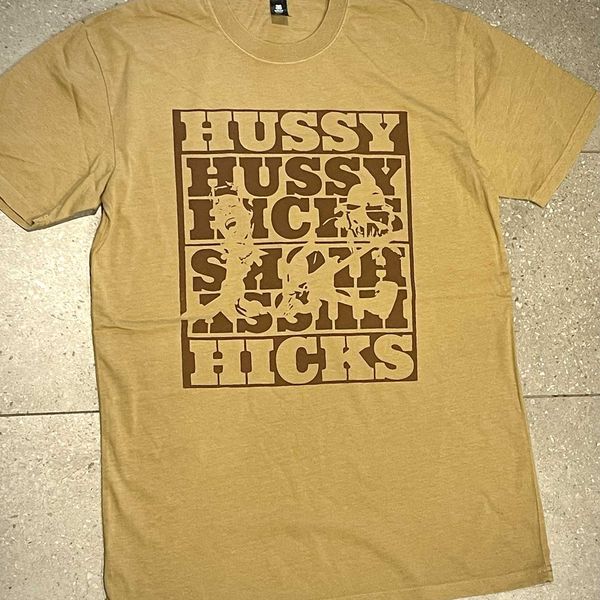 New HH design Tee in faded mustard