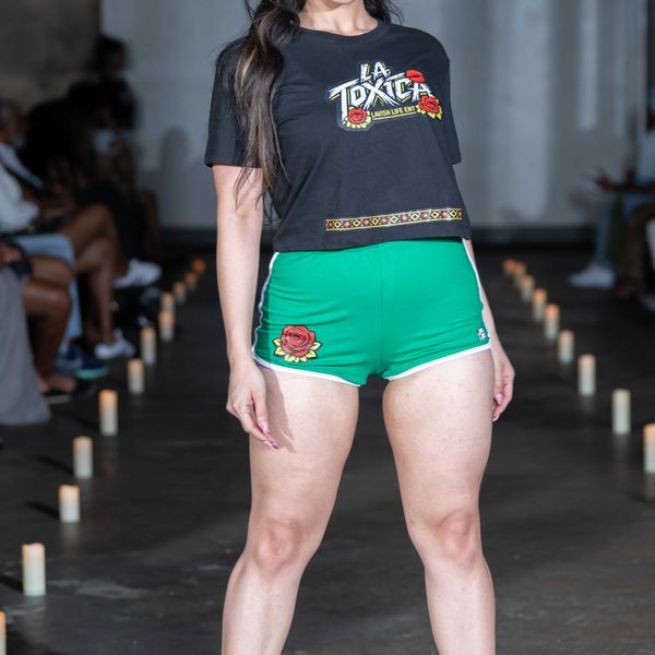 LA TOXICA | OFF THE RUNWAY