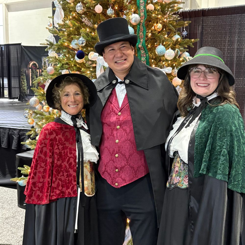 Festive Florida Carolers at a Christmas event