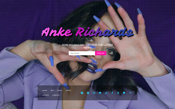 Best Band and Musician Websites | Bandzoogle Reviews and Examples
