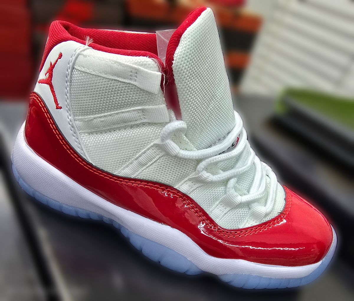 Jordan 11(cherry)