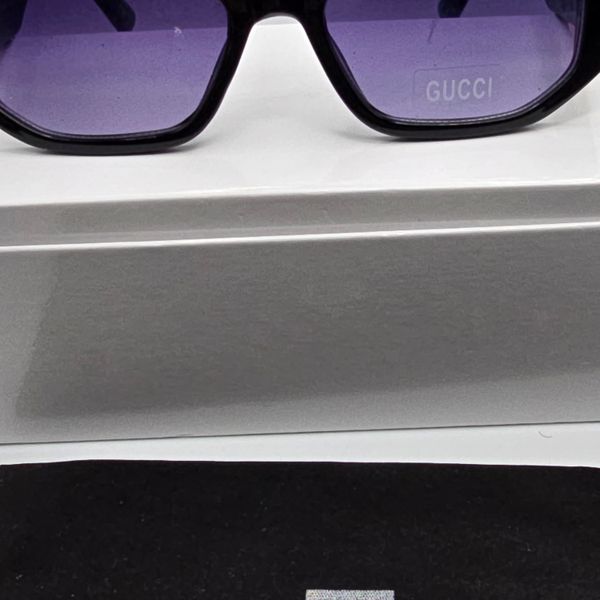Gucci sun glasses