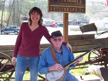 Grandpa Jones? NOT, but almost...
