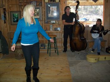 Flatfooting to the music
