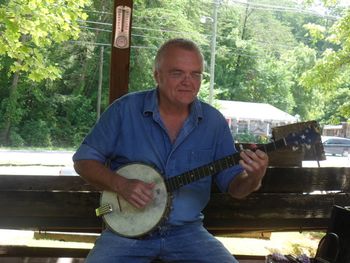 Robert Alewine, CEO of Alewine Pottery, New Market, TN
