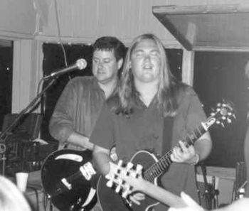 Cadillac Willy backed Edwin McCain at Harbor Docks.
