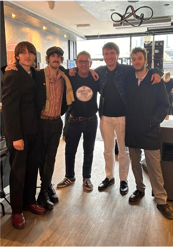 The Colliers and Daz Kane.
