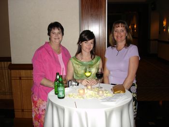 Lois, Christine, Kaye
