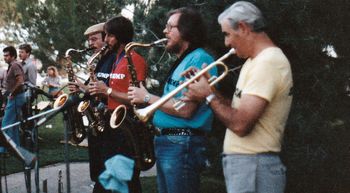 The one and only Hi-Jinx Horns - Jeff Popp, John Keckler, Garry Cordill, Gary Davis
Woodrump

