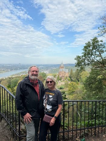 Drachenfels, above the Rhine at Königswinter. Another overlook, another picture together. We were not running short of scenery.
