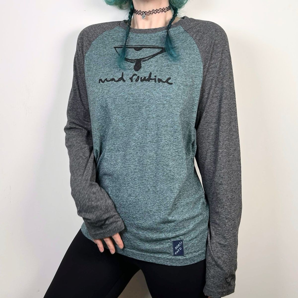 M ★ RAGLAN LONG SLEEVE