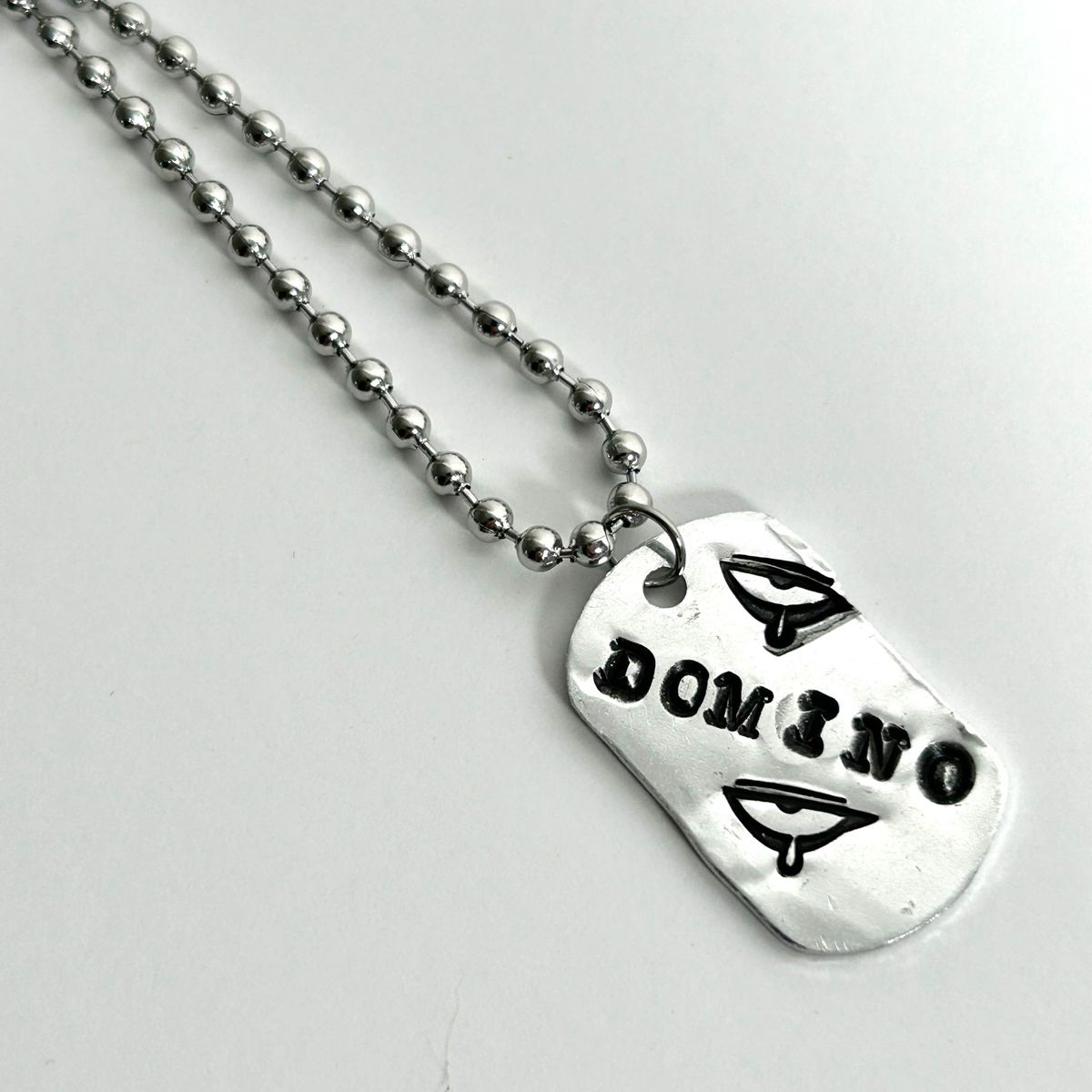 DOG TAG | DOMINO