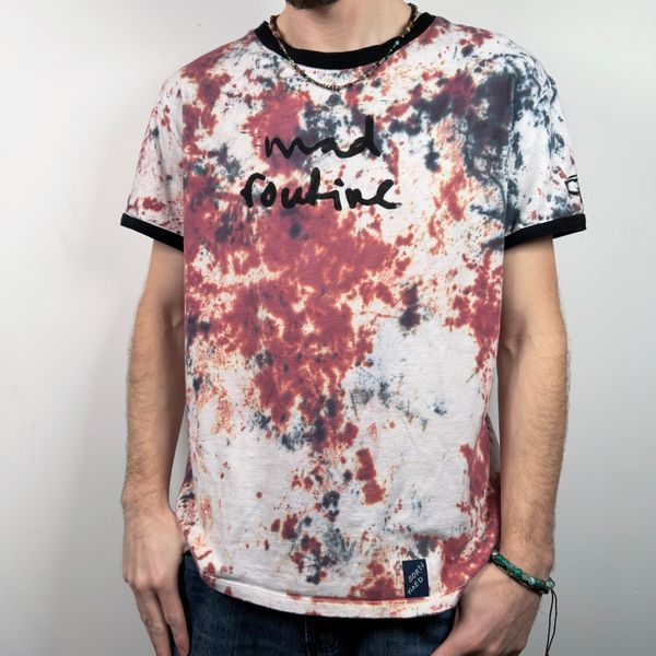 M ★ DOMINO SPLOTCH DYE TEE