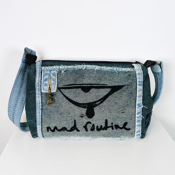 MR CROSSBODY BAG ★ LIGHT