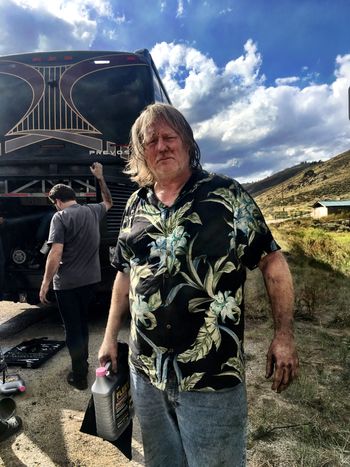 Tab Benoit Bus Breakdown (Telluride, CA)…..we got it going!
