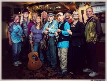 The Narrowboat Singers Tour (UK & Wales - 2025) - Donna Nestler, Tom Wolke, Paul Kaplan, Karen Jean Brooks, Me, Rick Nestler, Josh Gordon, Rik Palieri, Suzahn Fiering, Keith Preston
