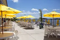 Pirates in Paradise 