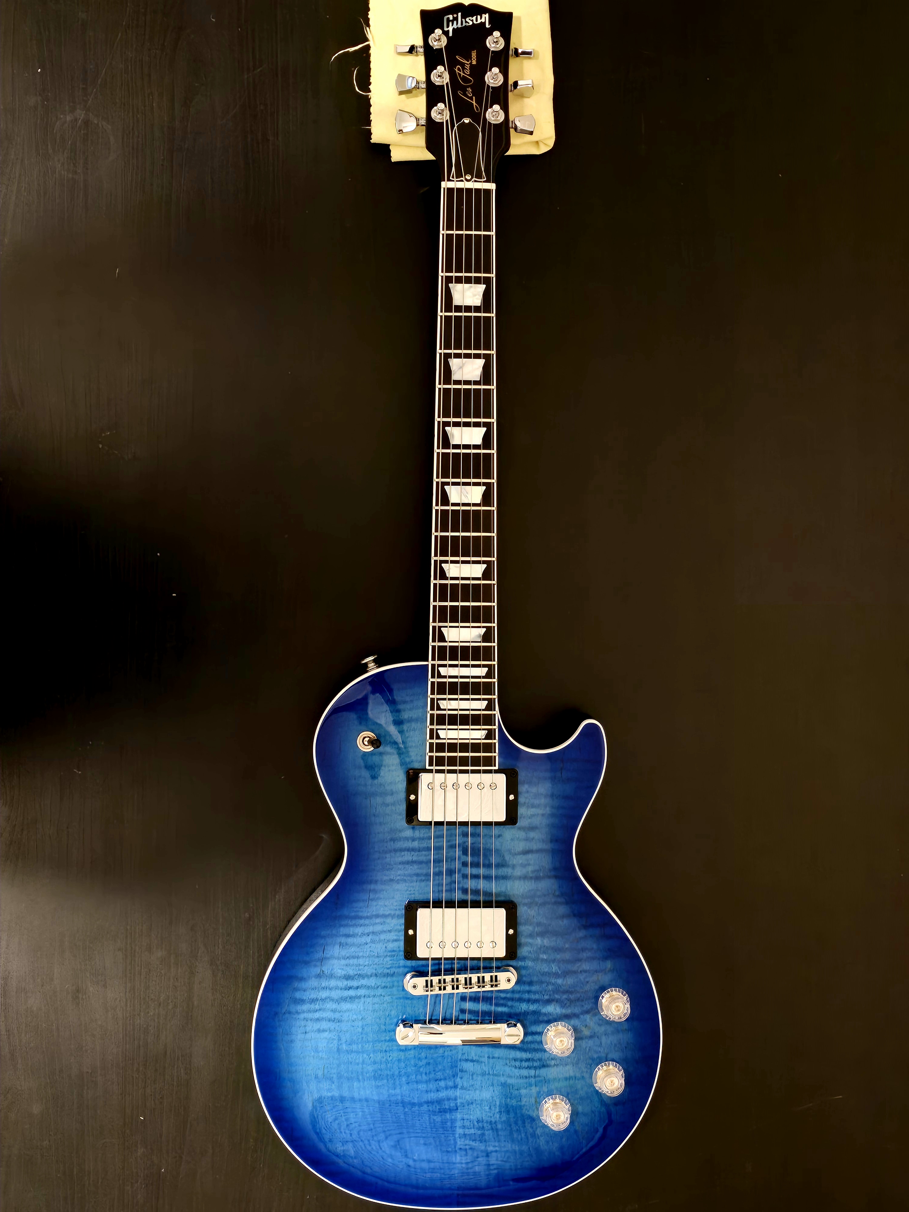 Gibson Les Paul Modern Figured Cobalt Blue