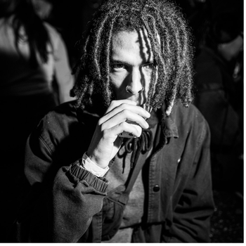 Charwellz – Producer

Charwellz is a producer known for his raw, versatile, and emotionally-driven hip-hop sound. His production blends high-energy beats with introspective, melodic elements, creating tracks that are both dynamic and personal. Artists working with Charwellz can expect thoughtful arrangements, unique textures, and collaborative guidance to help their vision come to life.
