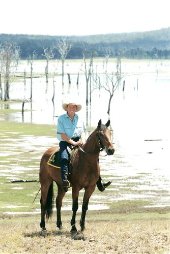 Dean and workmate Bay Lad
