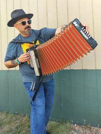 DBGomez and the Bosque Boys Trio