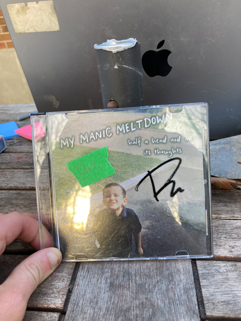 SIGNED EP
